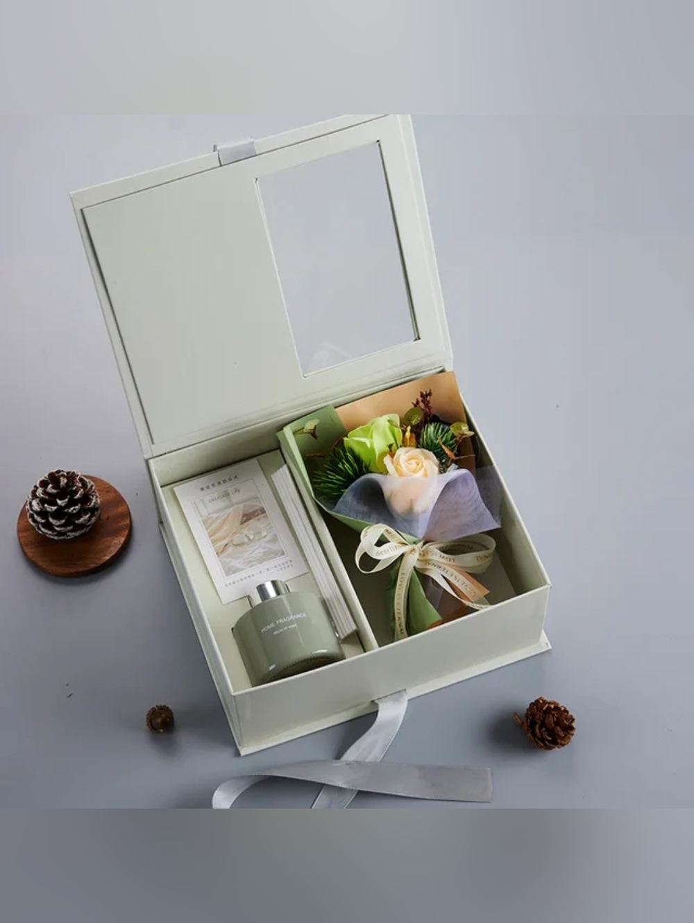 Luxury Gift Box with Reed Diffuser & Soap Flower Bouquet – Lily Of The Valley
